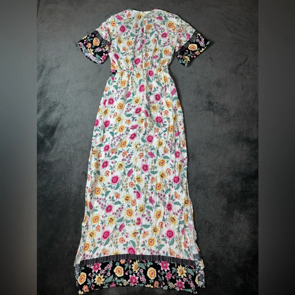Forever 21 Size S White Black & Pink Floral Cottagecore Short Sleeve Maxi Dress - Picture 8 of 9